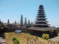 groß ist die Zahl der Pagodendächer