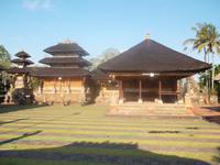 viekl Platz für Opferzeremonien