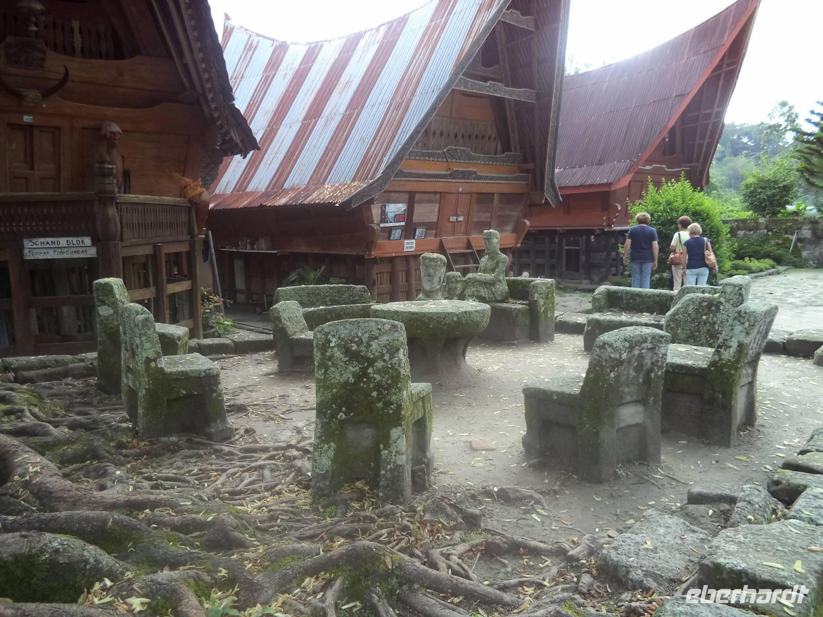 Gerichtsplatz in Ambarita