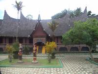 traditionelles Minangkabau-Anwesen