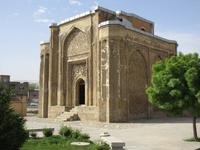 hamadan: Gundbad Alavian Grabbau