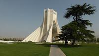 Teheran, Azadi-Denkmal