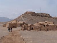Yazd- die Türme des Schweigens