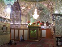 im Mausoleum Ali ebn-e Hamzeh in Shiraz 