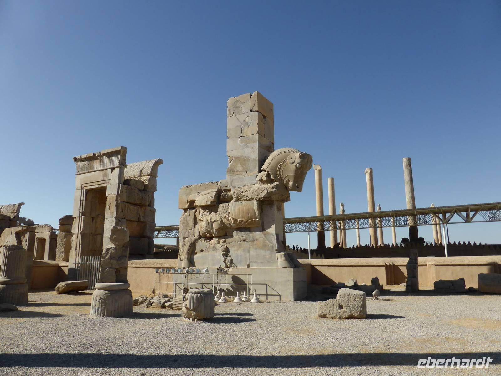 Persepolis - vor dem 100 Säulen- Saal