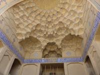 Isfahan - Besuch der Freitagsmoschee/ Iwan- Decke