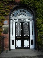 Die einzige zweiflüglige Tür unter den Doors of Dublin