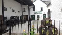 Innenhof von Locke`sDestillery in Kilbeggan