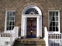 Painted door in Merrions Suare South