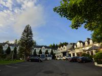 Hotel Downhill House in Ballina