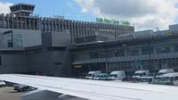 Wieder am Flughafen