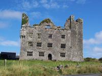  Leamanagh Castle