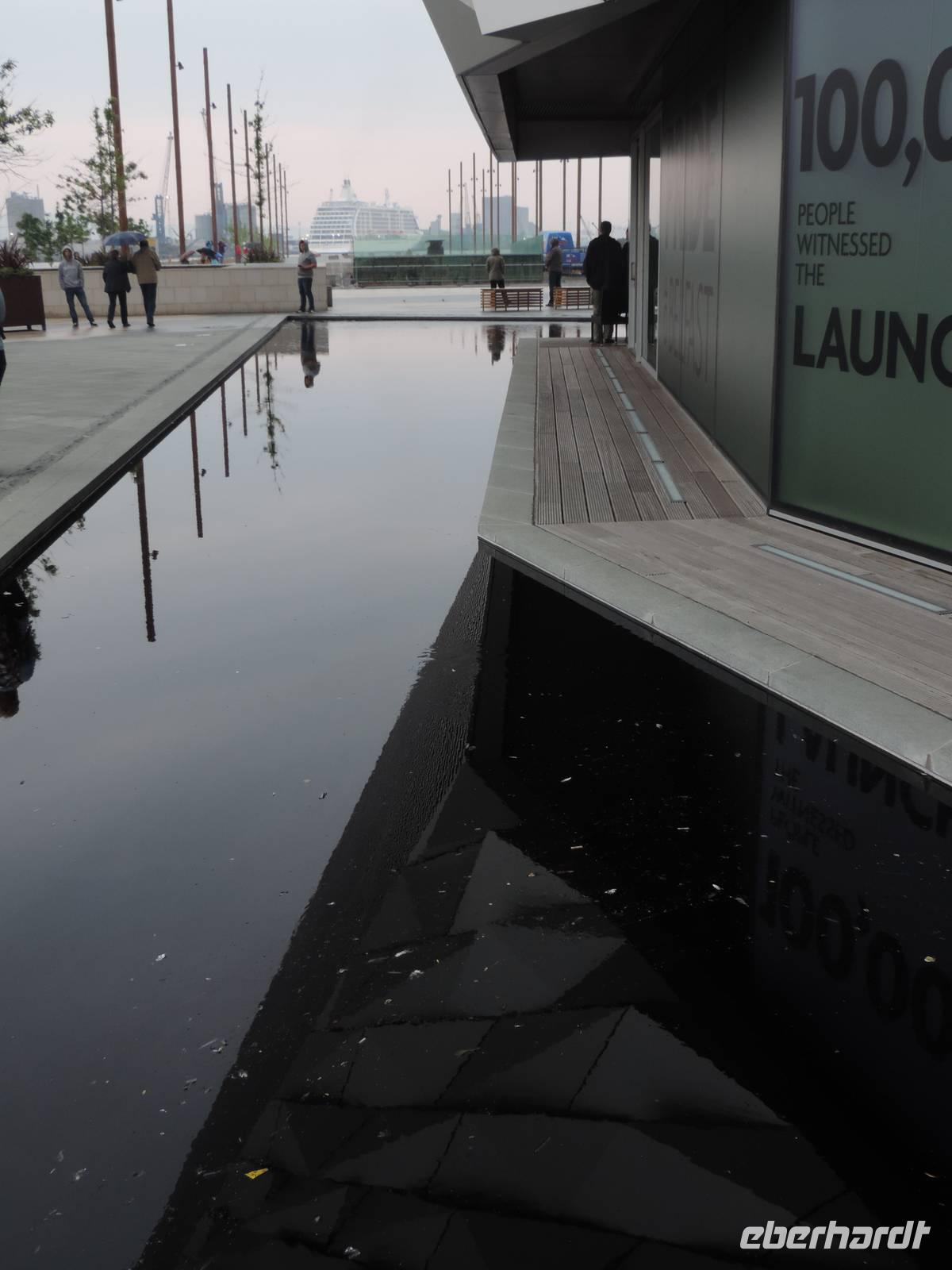 06 Blick auf die (alten) Hafenanlagen