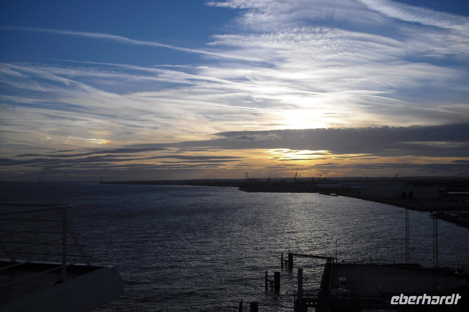 Fährabfahrt in Kingston upon Hull - England