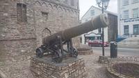 Kanone vor Castle Macroom