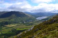 Blick vom Diamond Hill auf die Kylemore Abbey