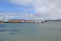 Wanderung auf den Aran Islands - Hafen von Kilronan