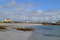 Wanderung auf den Aran Islands - Hafen von Kilronan