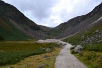 Wanderung in Glendalough - Miner's Village