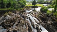 117 Ring of Kerry - Wasserfall in Sneem
