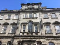 Ankunft in Dublin - Powerscourt House