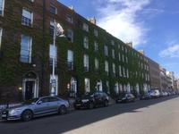 Ankunft in Dublin - Georgianische Häuser
