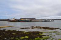 Wanderung auf den Aran Islands - Hafen von Kilronan