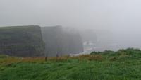 Cliffs of Moher im Regennebel