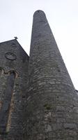 Der Rundturm ragt weit hinauf in Kilkenny
