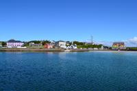 Tag auf den Aran Islands - Hafen von Kilronan