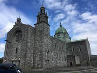 Fotostopp an der St.-Nikolas-Kathedrale in Galway