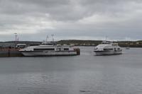 Wanderung auf den Aran Islands - Ankunft im Hafen von Kilronan