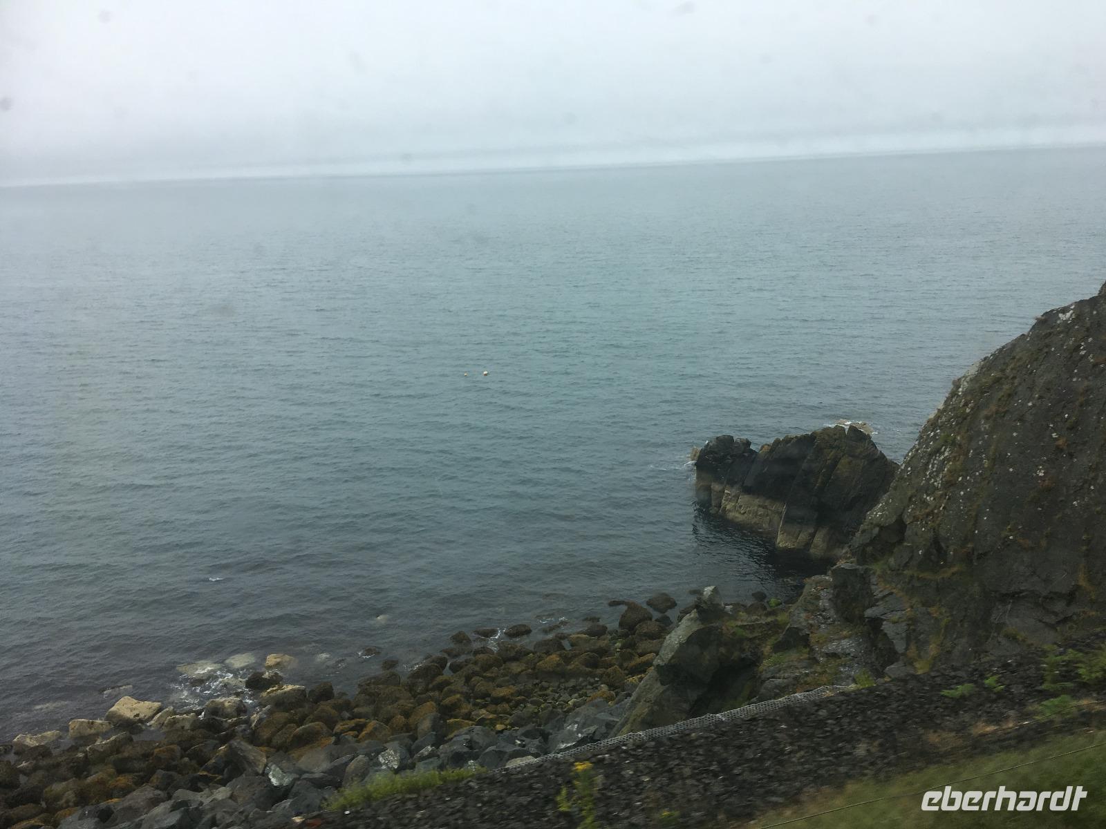 Fahrt mit dem DART-Zug von Greystones nach Dublin