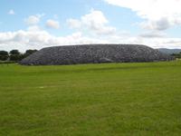 Der Cairn in Carrowmore