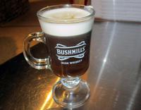 Irish Coffee im Siamsa Tire Theater in Tralee