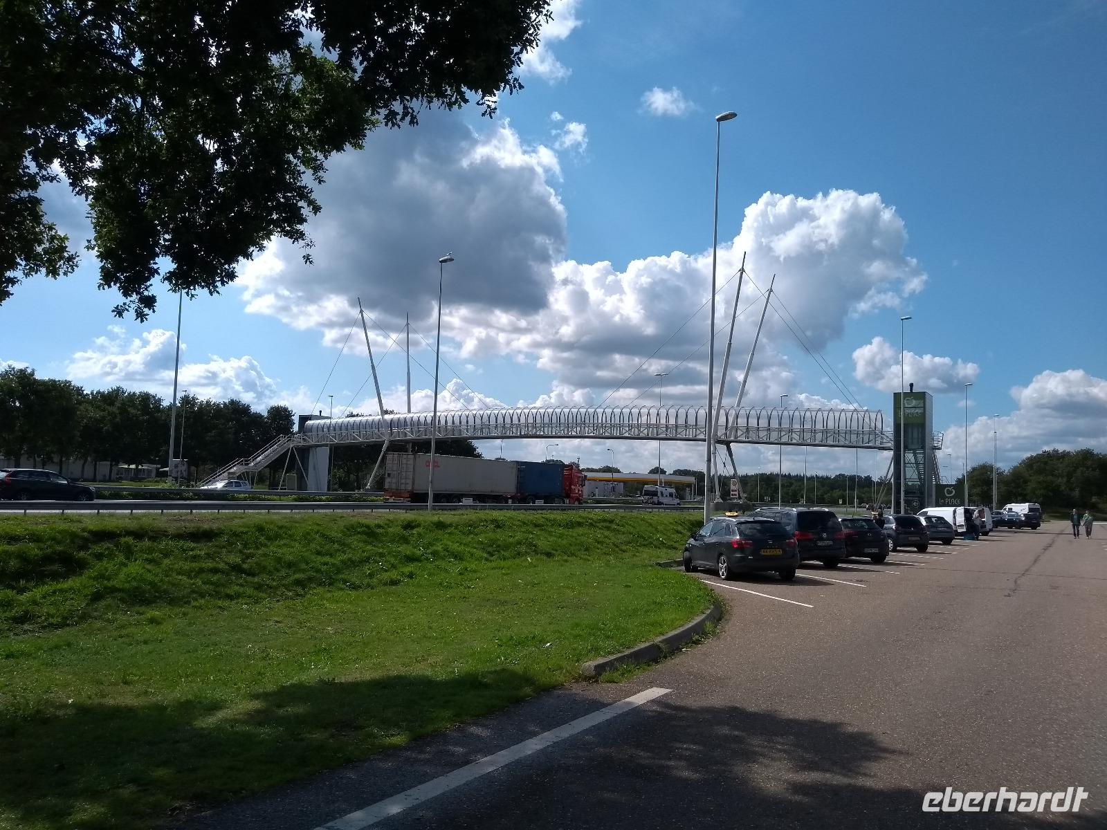 Fahrtunterbrechung auf der Anreise nach Amsterdam-Ijmuiden ( Oudenhorst)