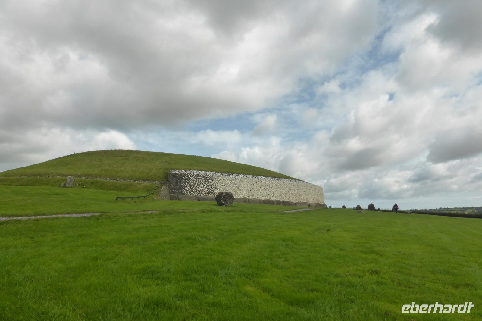 005-Newgrange