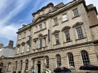 1. Tag – Stadtrundgang durch Dublin – Powerscourt Townhouse