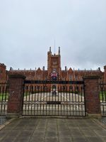 Belfast: Queens University