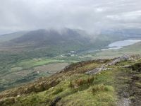 7. Reisetag – Wanderung im Connemara-Nationalpark auf den Diamond Hill – Blick hinunter zur Kylemore Abbey