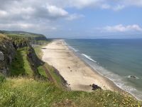 4. Reisetag – Tagesausflug nach Nordirland – Downhill Demesne & Mussenden Temple – Blick zum Strand von Downhill