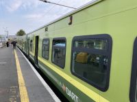 13. Reisetag – Zugfahrt von Greystones nach Dublin – DART-Zug nach Dublin