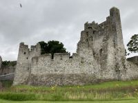 11. Reisetag – Von der West- an die Ostküste – Ruinen des Desmond Castle in Adare