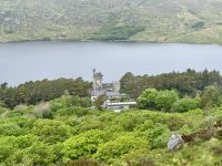 3. Reisetag – Wanderung im Glenveagh-Nationalpark – Blick vom Aussichtspunkt auf das Glenveagh Castle