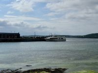 6. Reisetag – Aran Islands – Fähre im Hafen von Kilronan