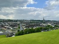 4. Reisetag – Ausflug nach Nordirland – Spaziergang auf der Stadtmauer von Derry – Bogsides