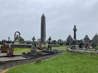 Irland, Rundturm von Kilmacduagh Abbey