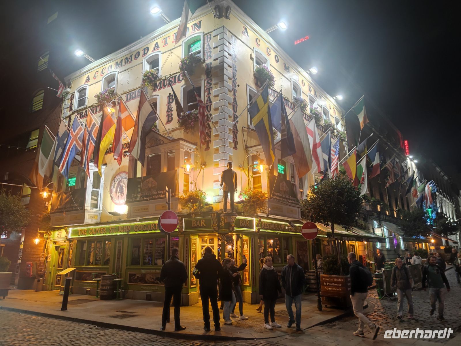 003-Dublin Temple Bar district