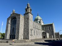 7. Tag – Weiterfahrt nach Ennis – Fotostopp an der Kathedrale in Galway