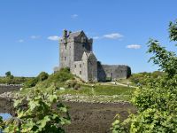8. Tag – Klippen und Kalkstein – Fotostopp am Dunguaire Castle